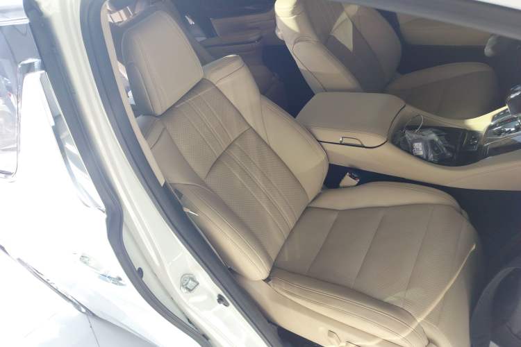 Used Toyota Vellfire 2021 Crown Dual-Engine 2.5L HV Prestige Edition