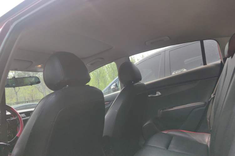 Used Kia KX Cross 2017 1.4L AT GLS
