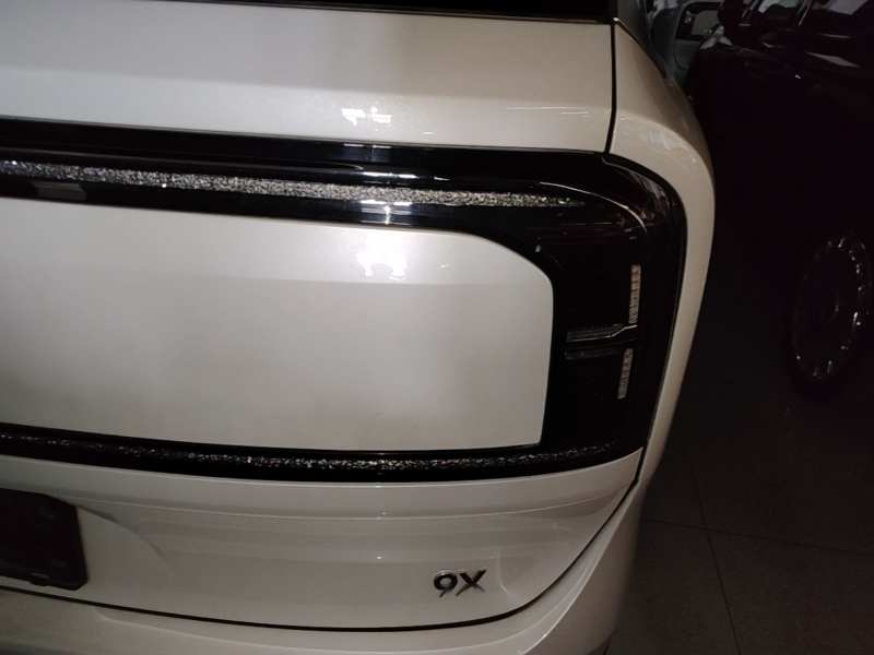 Used Zeekr 9X 2025 Ultra Edition 70kWh — 7