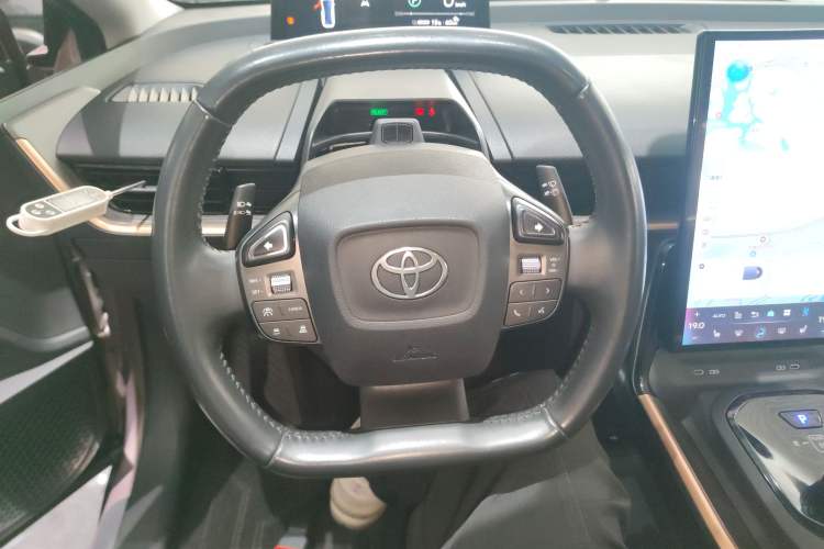 Used Toyota bZ3 2023 616 km Long-Range PRO