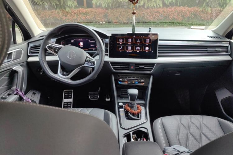 Used Volkswagen Tiguan L 2022 330TSI Automatic Two-Wheel Drive R-Line Enhanced Edition
