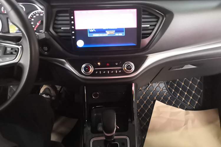 Used Land X2 2017 1.6L Automatic Jingrui Edition