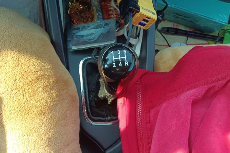 Used Changan CS35 2015 1.6L Manual Luxury Model China IV Standard
