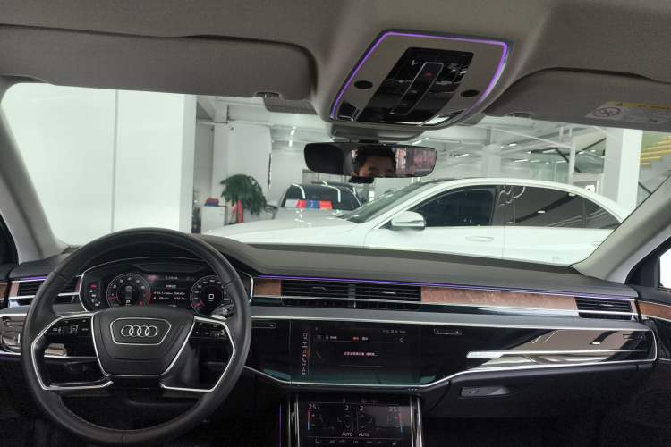 Used Audi A8 2018 A8L 55 TFSI quattro Launch Edition Prestige Model
