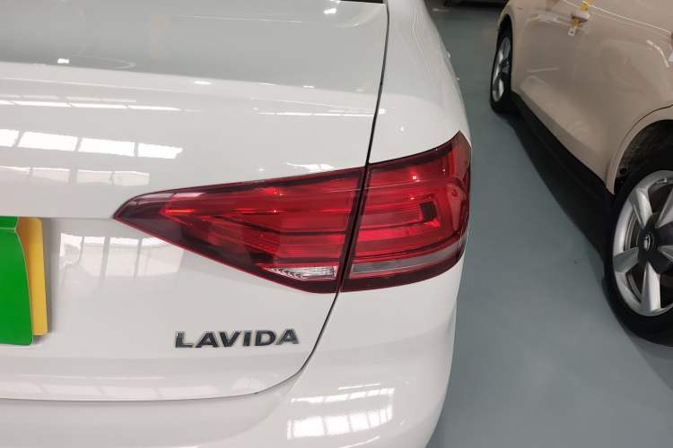 Used Volkswagen Lavida 2019 Lavida Start 1.5L Automatic Trendy Version China VI Standard