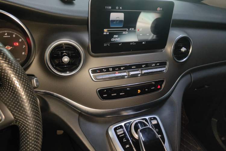 Used Mercedes-Benz V-Class 2017 V250 2.0T U.S. Spec