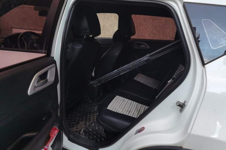 Used Brilliance V3 2015 1.5L Manual Elite Model Left Rear Seat