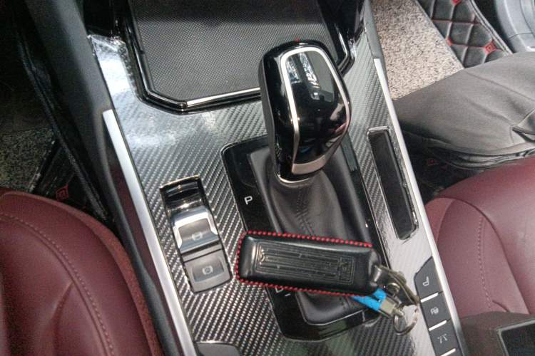 Used Wey VV7 2017 2.0T Flagship Model
