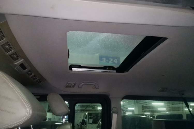 Used JAC Group Refine M5 2016 2.0T Gasoline Automatic Business Edition Headliner