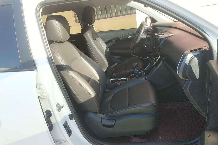 Used Hyundai ix35 2018 2.0L Manual Two-Wheel Drive Zhiyong·Changzhi Edition
