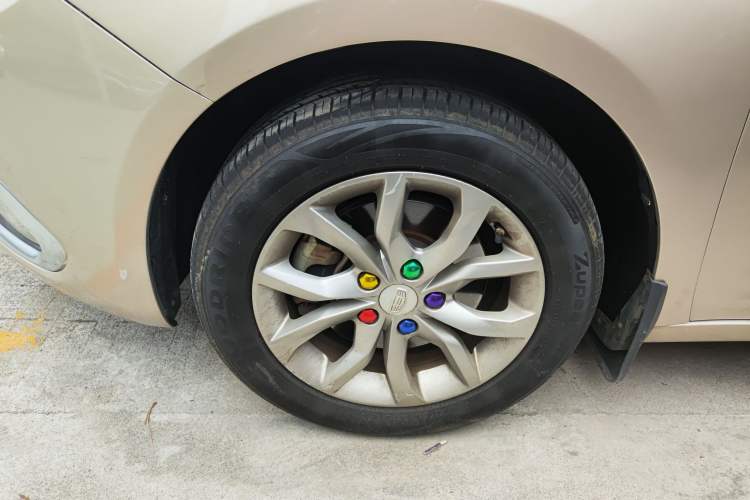 Used Geely Auto Emgrand GL 2017 1.8L DCT Elite Model Left Front Wheel Hub