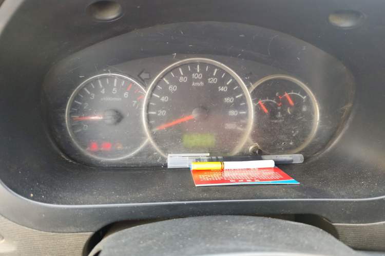 Used Wuling Hongguang 2014 1.5L Base Version
