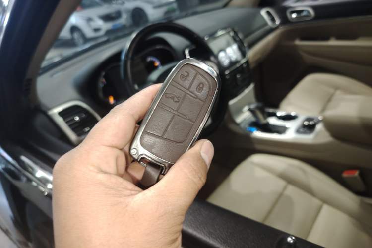 Used Jeep Grand Cherokee (Import) 2020 3.0L Elite Navigation Edition
