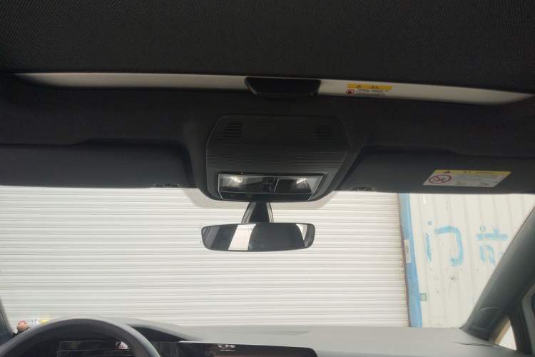 Used Volkswagen Golf 2023 Facelift 280TSI DSG R-Line Lite