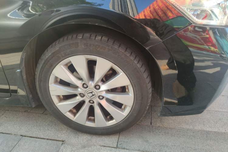 Used Honda Accord 2014 2.4L EX Luxury Edition Right Front Wheel Hub