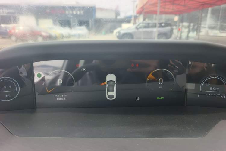 Used Changan UNI-V iDD 2024 Blue Whale Smart Electric iDD 136km Luxury Model