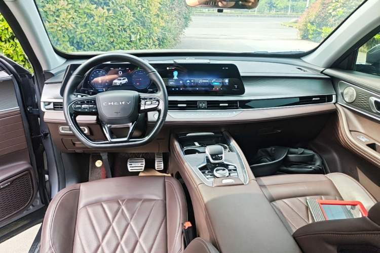 Used Chery Tiggo 8 PRO 2024 Champion Edition 390T Two-Wheel Drive Peak Version 5 Seats