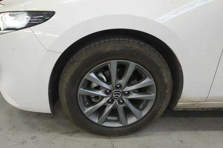 Used Mazda Mazda 3 Axela 2021 2.0L Automatic Zhiqing Edition
