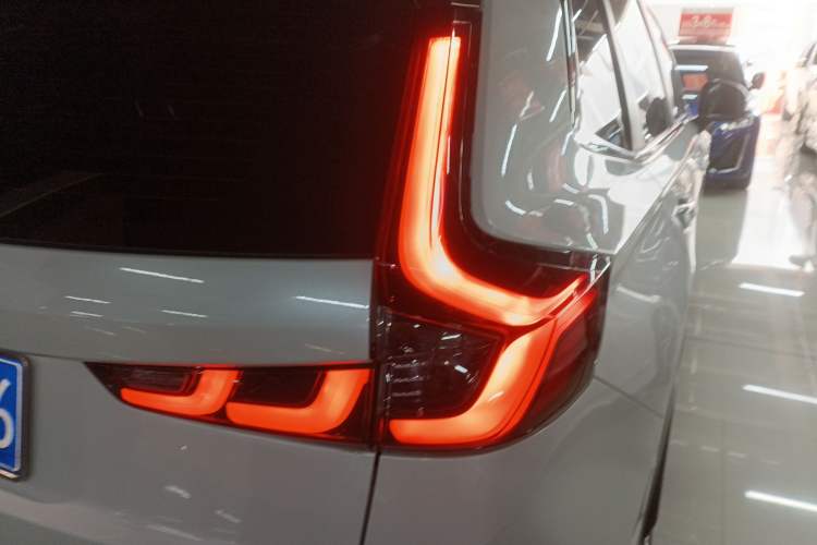 Used Honda CR-V 2023 240TURBO Two-Wheel Drive Active Version 5 Seats