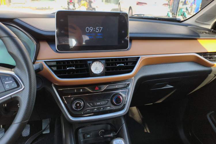 Used Wuling Hongguang S3 2018 1.5L Manual Luxury Model China V Standard