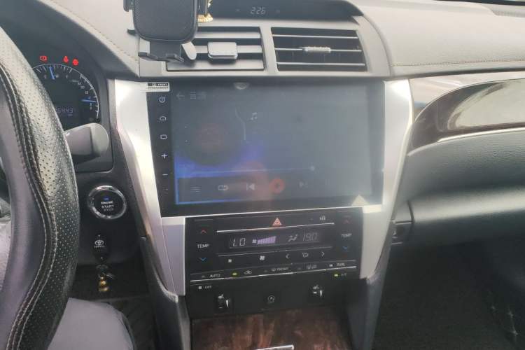 Used Toyota Camry 2016 2.0G 10th Anniversary Leading Edition Audio And AC Panel