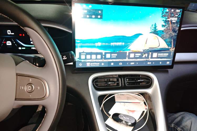 Used Geely Galaxy Geome 2025 410 km Free Version Audio And AC Panel