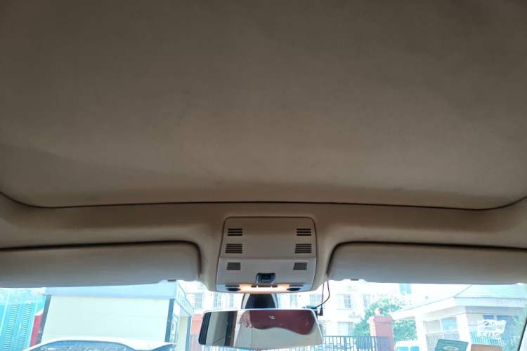 Used BMW X1 2010 sDrive18i Luxury Model
