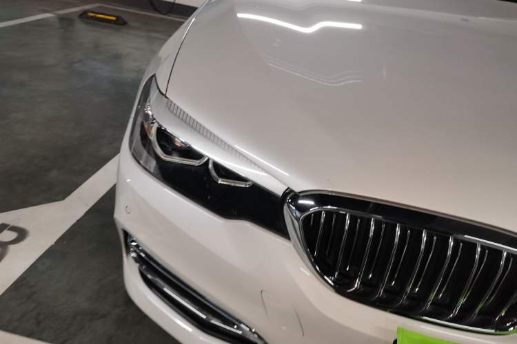 Used BMW 5 Series 2019 530Li xDrive Luxury Package Right Front Headlight