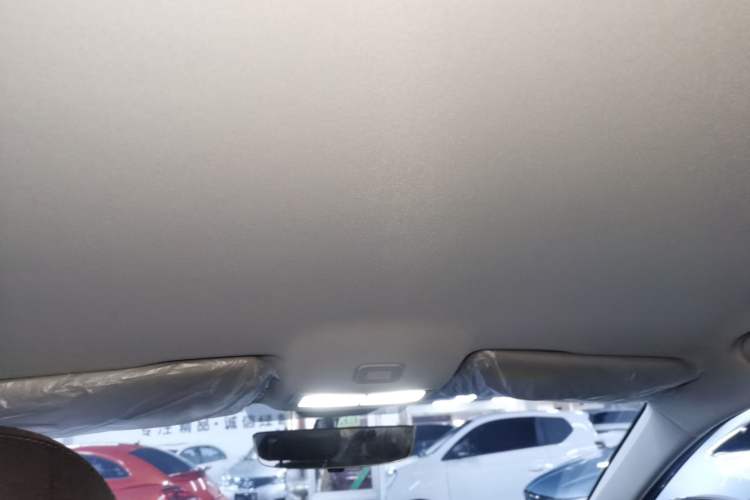 Used Roewe i5 2023 1.5L Manual Comfort Edition
