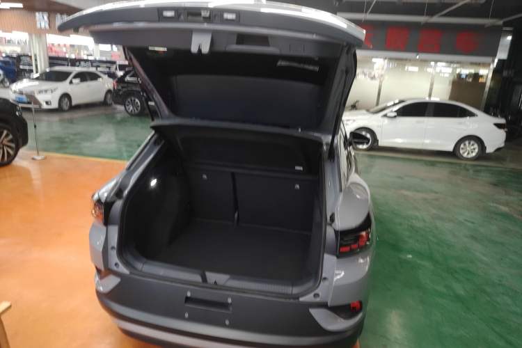 Used Volkswagen ID.4 CROZZ 2022 Pure Edition Limited Edition Trunk