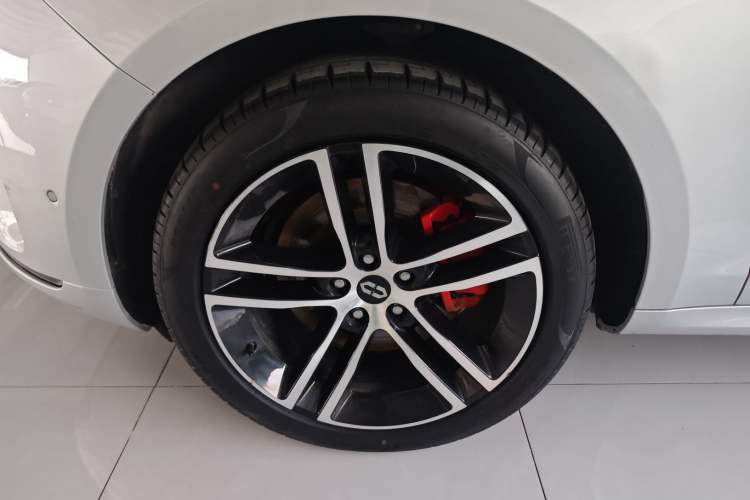 Used Hima AITO M5 2023 Extended-Range Four-Wheel Drive Intelligent Driving Version
