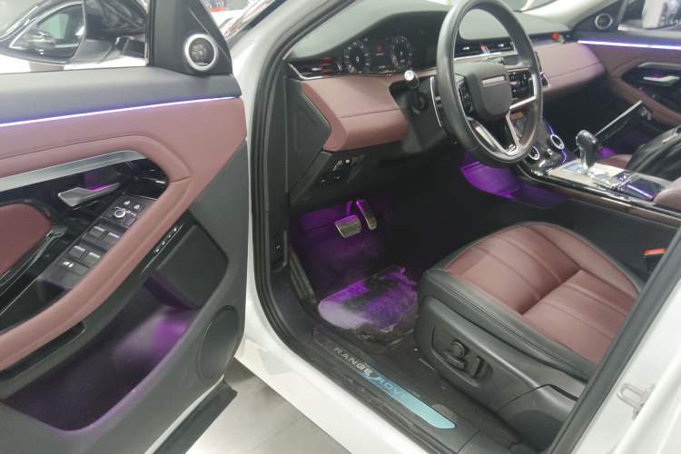 Used Land Rover Range Evoque 2023 Aurora L 249 PS Luxury Edition Driver Seat