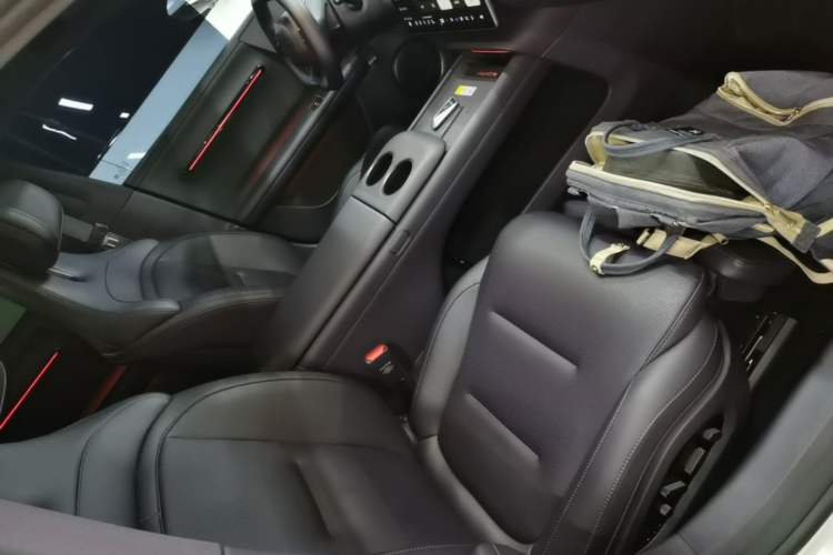 Used Avatr 06 2025 Ultra Pure Electric Edition