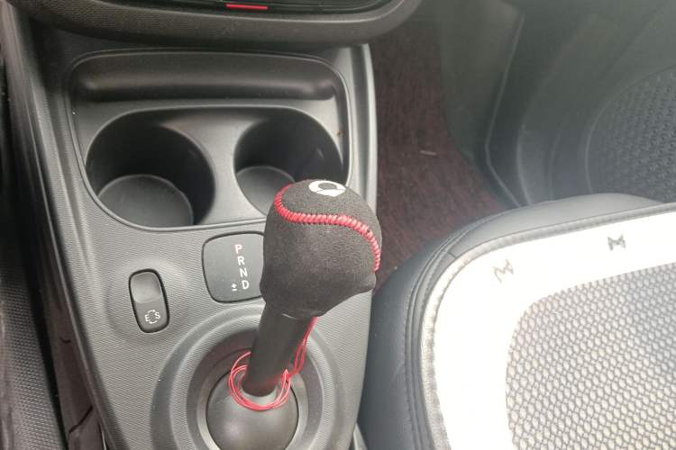 Used smart forfour 2016 1.0L 52 kW Passion Edition
