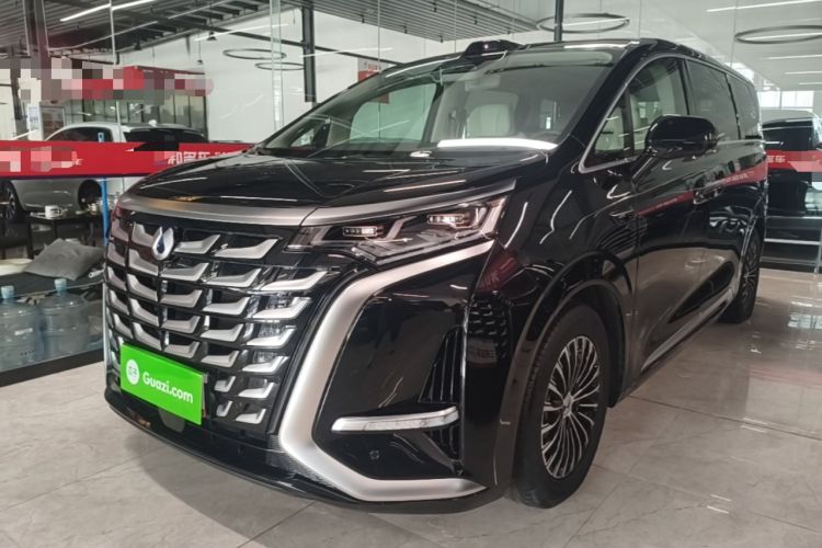 Used Denza D9 2025 DM-i Intelligent Drive 1020 Four-Wheel Drive Flagship Model