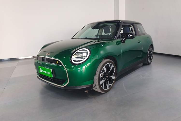 Used MINI Electric COOPER 2024 452km COOPER SE Artist