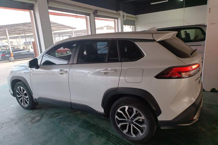 Used Toyota FRONTLANDER 2023 2.0L Smart Electric Hybrid Dual-Engine Deluxe Version Left Side