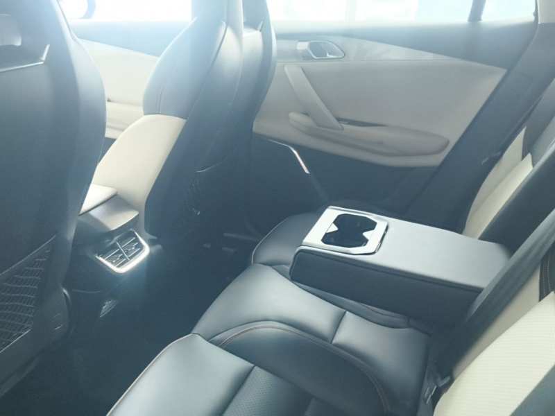 Used Lynk & Co 06 EM-P 2020 PHEV Plus — 16