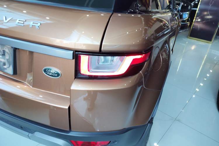 Used Land Rover Range Rover Evoque 2016 2.0T SE Smart Glow Edition