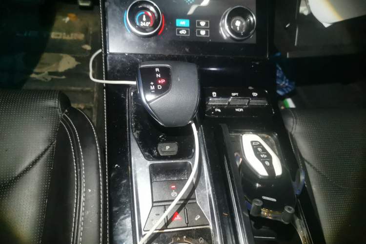 Used JETOUR X70 PLUS 2021 1.6T DCT Base 5-Seater Gear Lever