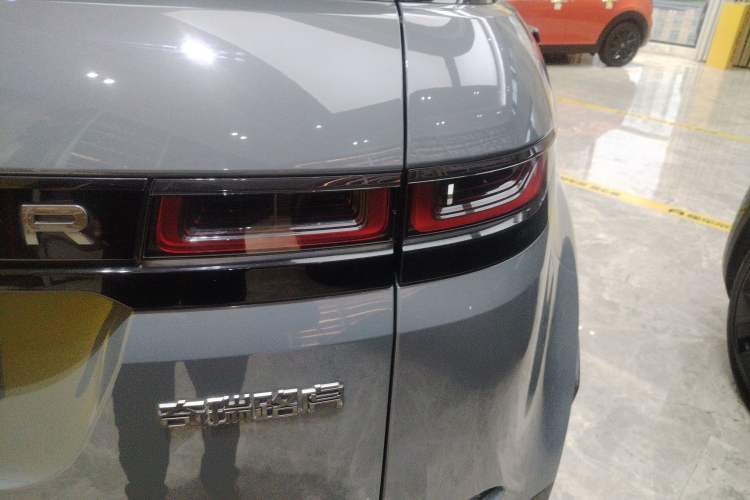 Used Land Rover Range Evoque 2020 249 PS R-DYNAMIC SE Sport Technology Edition Right Rear Taillight