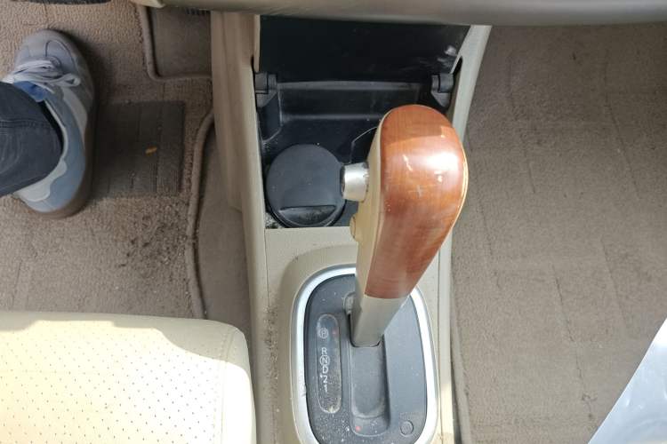 Used Nissan Tiida Sedan 2009 1.6L Automatic Tech Edition
