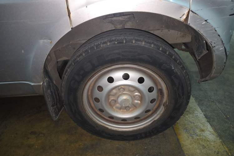 Used Wuling Rongguang  Right Front Wheel Hub