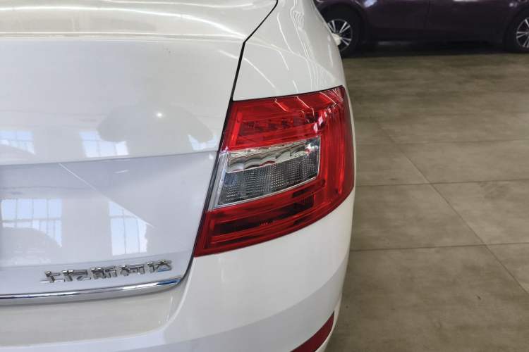 Used Skoda Octavia 2017 TSI280 DSG Smart Drive Edition
