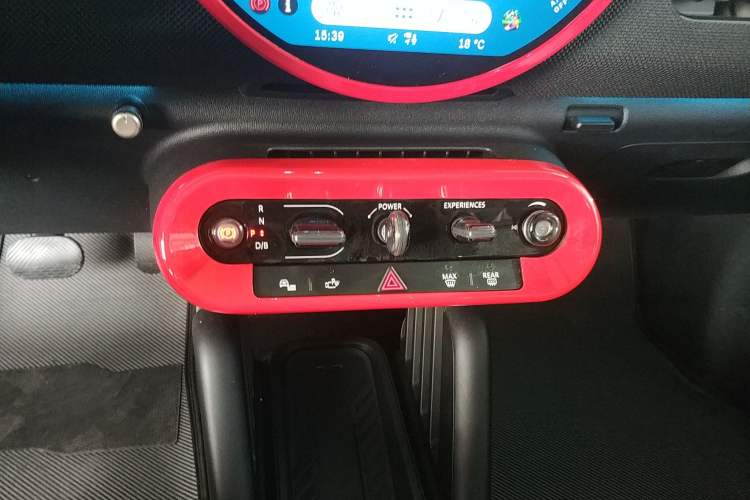 Used MINI Electric MINI COOPER 2024 452km COOPER SE Artist