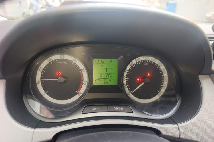 Used Skoda Fabia 2017 1.4L Automatic Car Enjoy Edition
