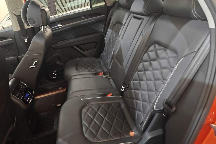 Used Volkswagen Teramont X 2019 530 V6 Four-Wheel Drive Prestige Flagship Edition Left Rear Seat