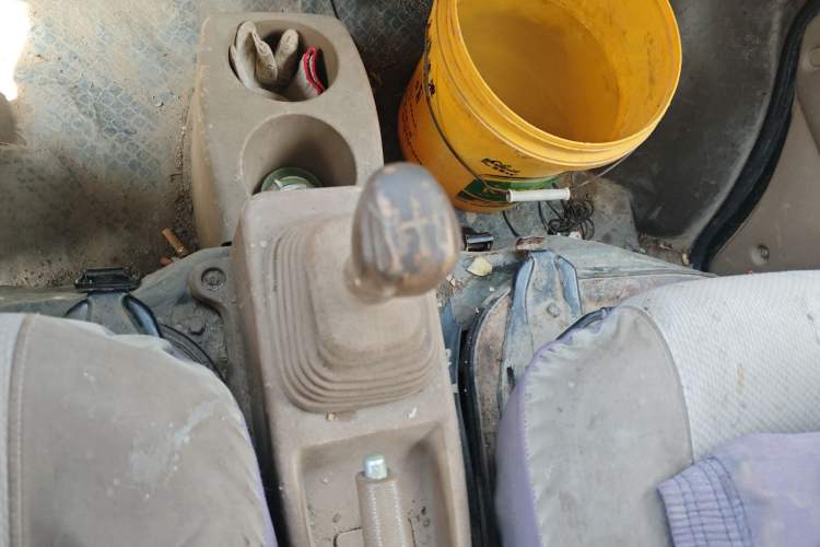 Used Dongfeng Xiaokang V27  Gear Lever