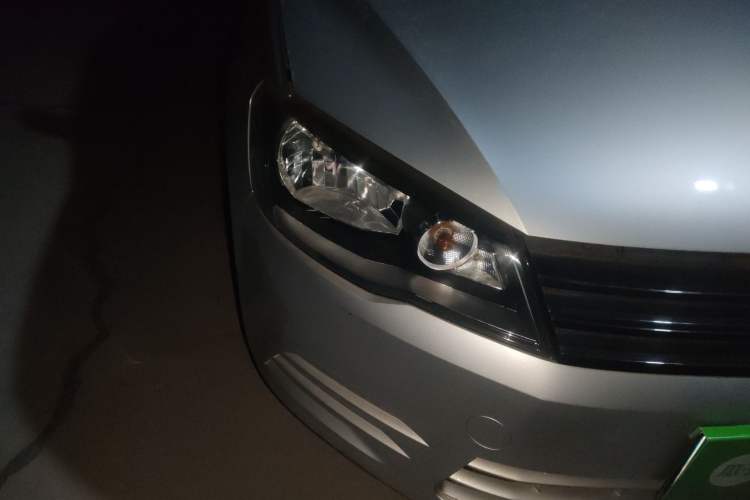 Used Volkswagen Jetta 2015 Value Edition 1.6L Manual Fashionable Style
