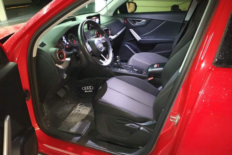 Used Audi Q2L 2021 35 TFSI Progressive Dynamic Edition
